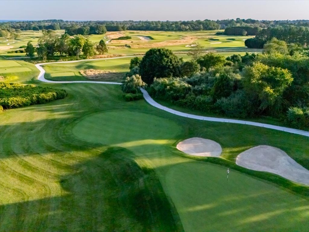 005-Summer Aerial_Hole 4